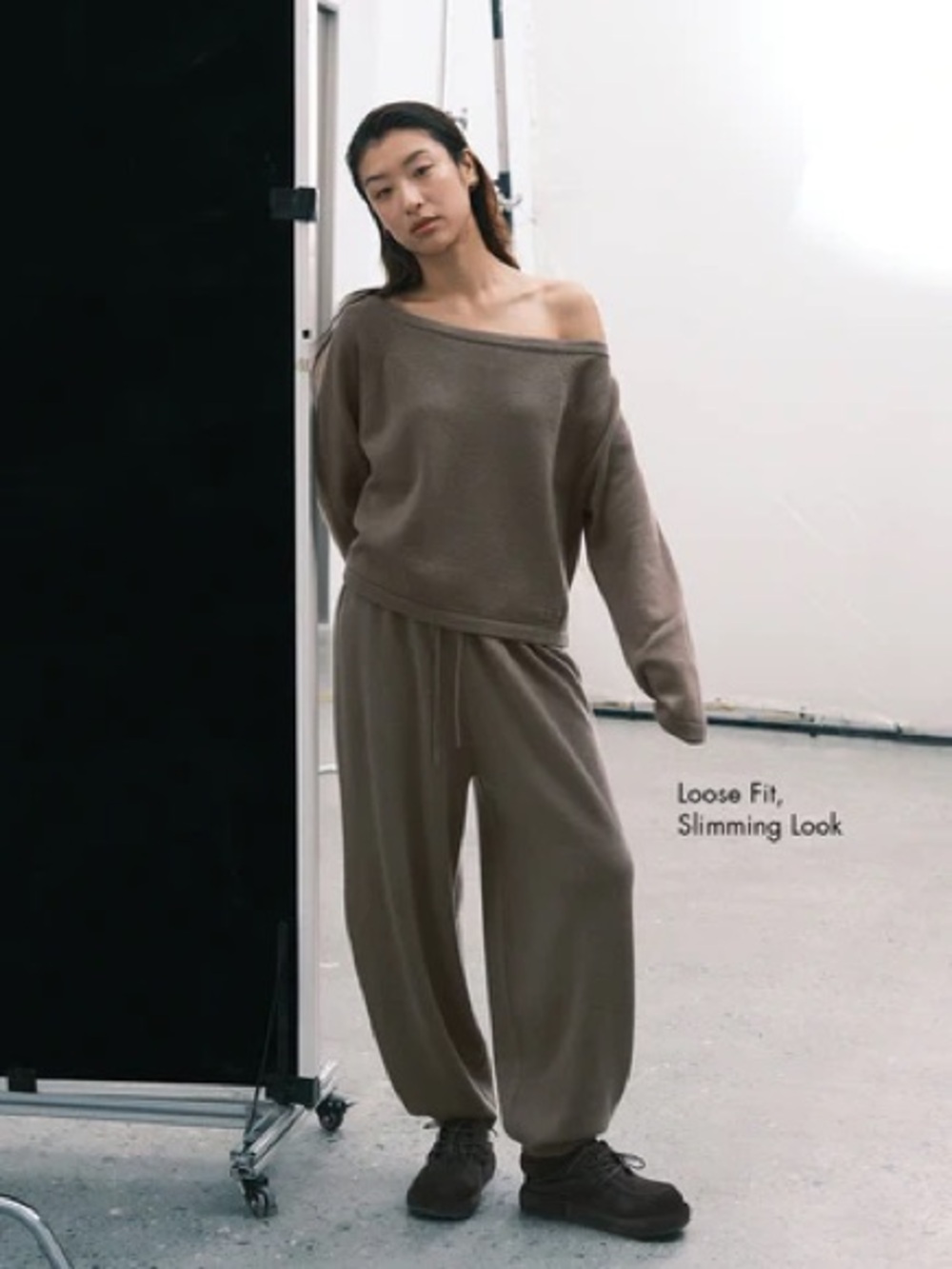 An action a day SMALL 100% wool tapered meg high rise joggers in brown